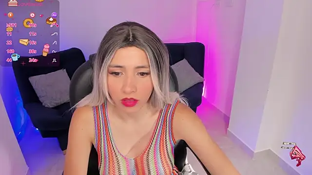Snapshot of emilly_smith_1 chatting on 07-02-26, 12:55 emilly smith 1 online show from 07-02-26, 12:55