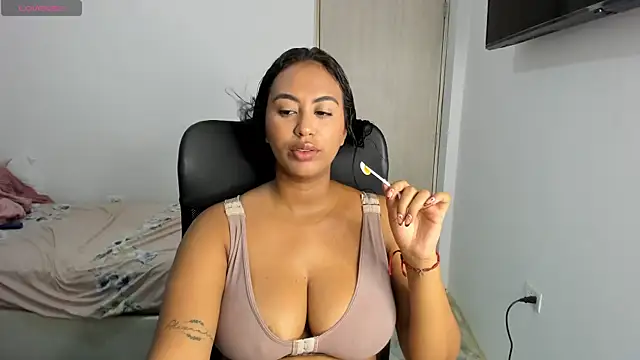 tracycum online show from 10-01-25, 08:35