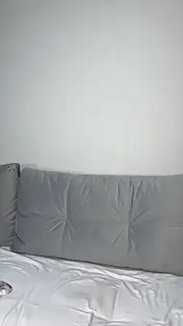 Mia Roxie online show from 11-25-25, 03:07