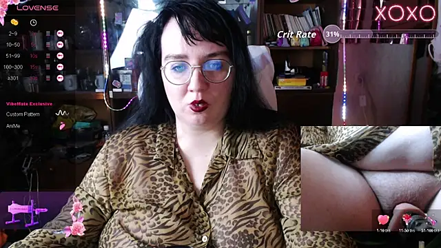 Snapshot of LeonaHarrison chatting on 10-07-25, 04:13 LeonaHarrison online show from 10-07-25, 04:13
