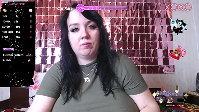 Snapshot of LeonaHarrison chatting on 02-28-25, 04:43 LeonaHarrison online show from 02-28-25, 04:43