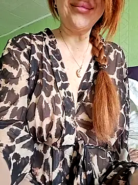 KiraXTender online show from 04-13-26, 01:53