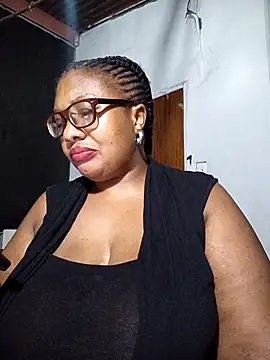 Snapshot of YELLOW_BONE chatting on 03-01-25, 11:47 YELLOW BONE online show from 03-01-25, 11:47