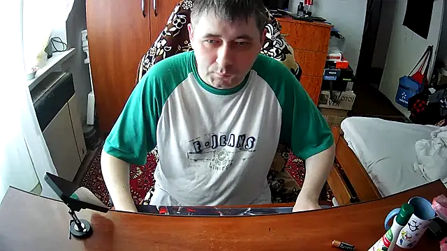 Snapshot of tores992 chatting on 04-19-26, 11:22 tores992 online show from 04-19-26, 11:22