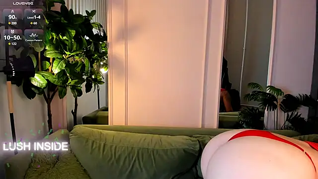 Pretty Alison online show from 09-12-25, 08:47