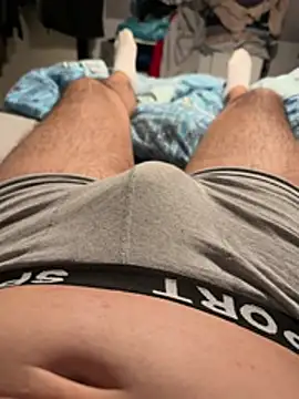 spritzerboy23 online show from 04-19-26, 03:40