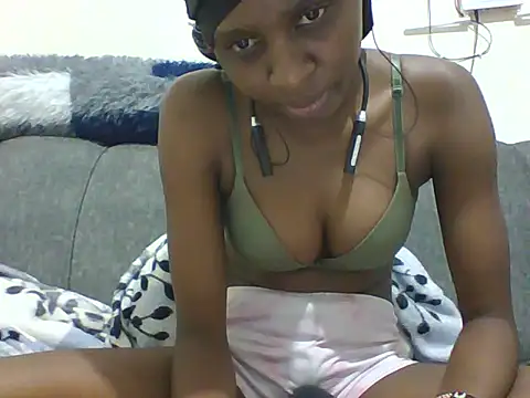 Snapshot of sabssexy chatting on 07-12-26, 08:20 sabssexy online show from 07-12-26, 08:20