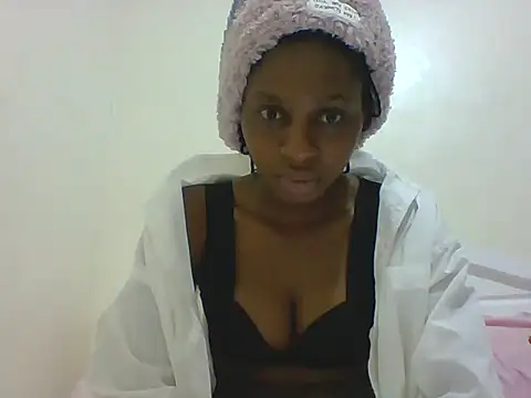 Snapshot of sabssexy chatting on 06-19-26, 12:49 sabssexy online show from 06-19-26, 12:49