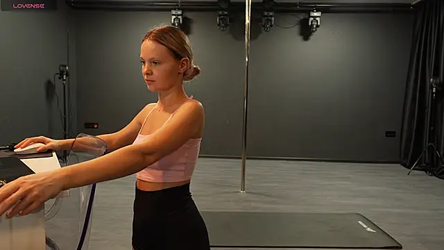 Masha 2002 online show from 11-15-25, 08:02