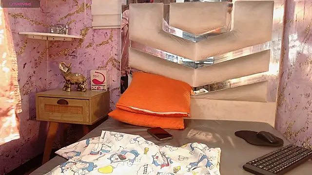 Snapshot of EBONNYGODDESXXX chatting on 02-25-25, 07:27 EBONNYGODDESXXX online show from 02-25-25, 07:27