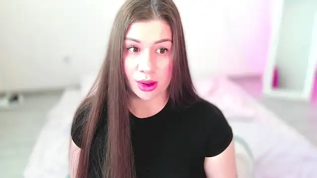 JuicyHelenX online show from 06-19-26, 10:10