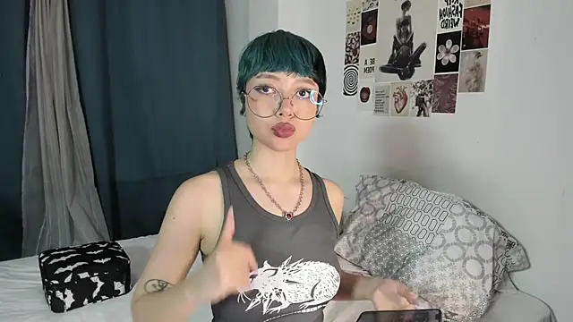 Snapshot of acid_candy_ chatting on 10-21-25, 11:59 acid candy  online show from 10-21-25, 11:59