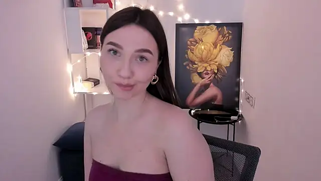 Snapshot of GracefulLook chatting on 02-23-25, 09:55 GracefulLook online show from 02-23-25, 09:55