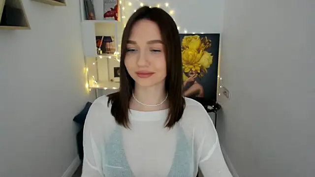 Snapshot of GracefulLook chatting on 03-18-25, 07:44 GracefulLook online show from 03-18-25, 07:44