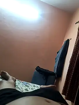 rajstrip12650 online show from 04-12-26, 11:52