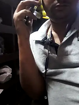 rajstrip12650 online show from 12-04-25, 11:42