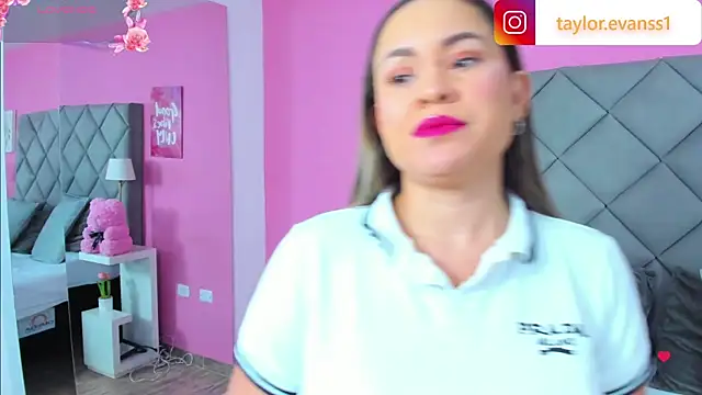 TaylorEvanss online show from 09-20-25, 06:02