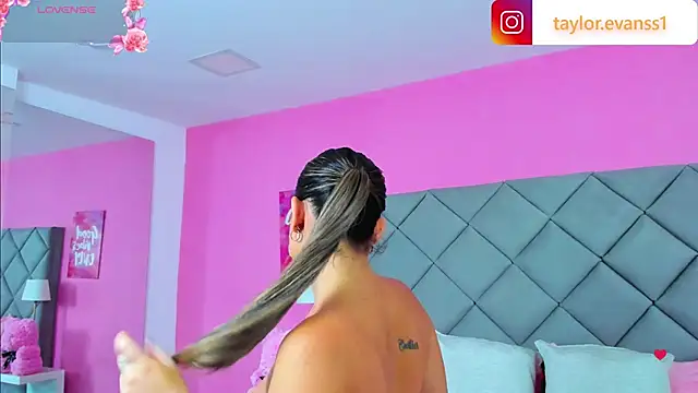 TaylorEvanss online show from 09-23-25, 09:33