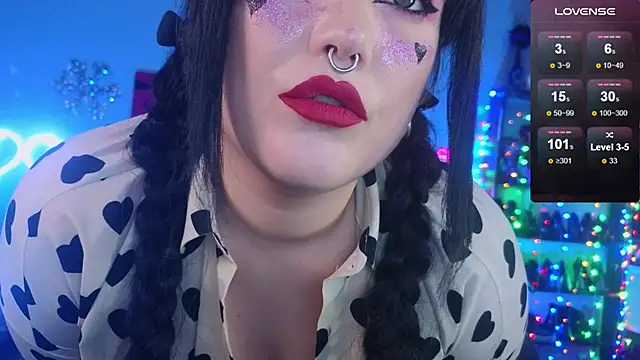Snapshot of wickedxqueen chatting on 12-19-24, 09:38 wickedxqueen online show from 12-19-24, 09:38