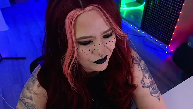 wickedxqueen online show from 06-12-26, 10:18
