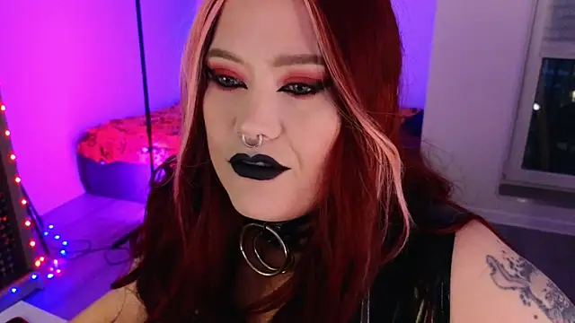 wickedxqueen online show from 05-25-26, 07:56