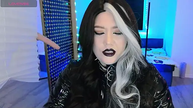 wickedxqueen online show from 03-08-26, 10:13