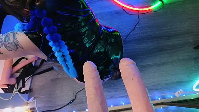 wickedxqueen online show from 07-12-26, 09:26