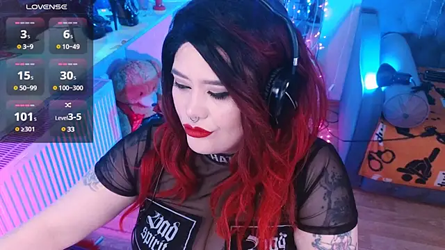 Snapshot of wickedxqueen chatting on 02-26-25, 04:19 wickedxqueen online show from 02-26-25, 04:19