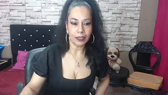 MarianaNight02 online show from 11-20-25, 04:46