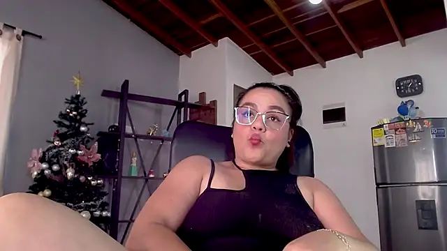 maela1 online show from 12-20-25, 06:33