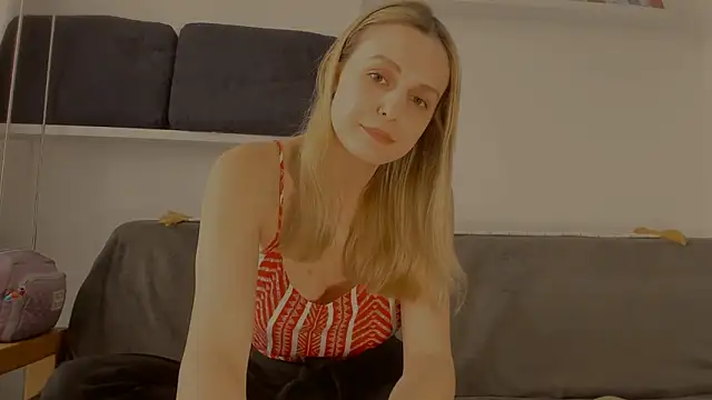 LaurenSommer online show from 05-05-26, 10:40