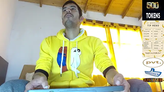 JohanyLatino online show from 05-18-26, 07:07