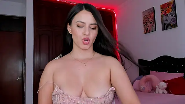 Sara Squirting Heels online show from 06-04-26, 09:41