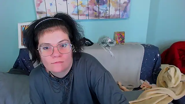 EverlyRays online show from 01-10-26, 04:02