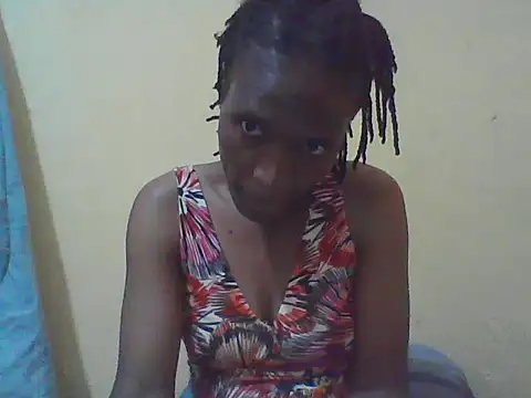 Smillie prety online show from 11-14-25, 01:15