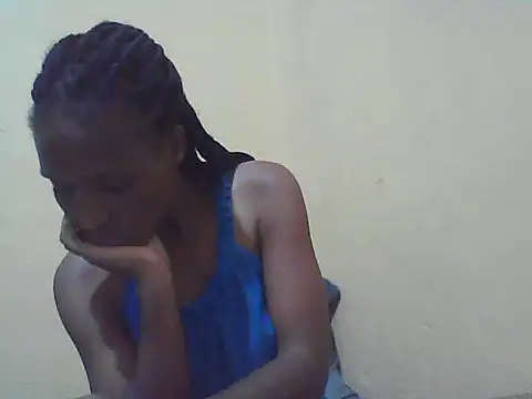 Smillie prety online show from 10-28-25, 06:40