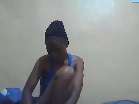 Smillie prety online show from 11-25-25, 03:51