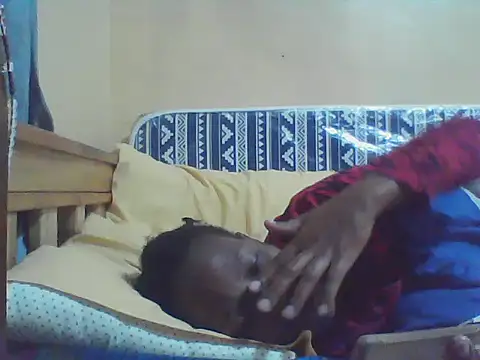 Snapshot of Smillie_prety chatting on 04-25-26, 04:04 Smillie prety online show from 04-25-26, 04:04