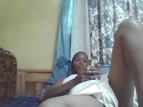 Smillie prety online show from 07-16-26, 01:41