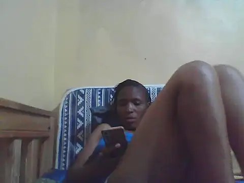 Snapshot of Smillie_prety chatting on 05-04-26, 12:30 Smillie prety online show from 05-04-26, 12:30
