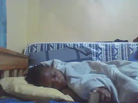 Snapshot of Smillie_prety chatting on 05-10-26, 01:20 Smillie prety online show from 05-10-26, 01:20