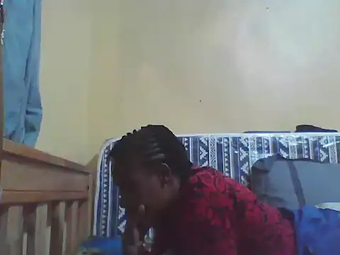 Snapshot of Smillie_prety chatting on 05-06-26, 05:06 Smillie prety online show from 05-06-26, 05:06