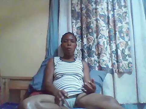Smillie prety online show from 07-08-26, 05:24