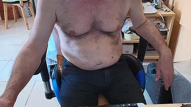 angelgarcia269 online show from 02-11-26, 12:05