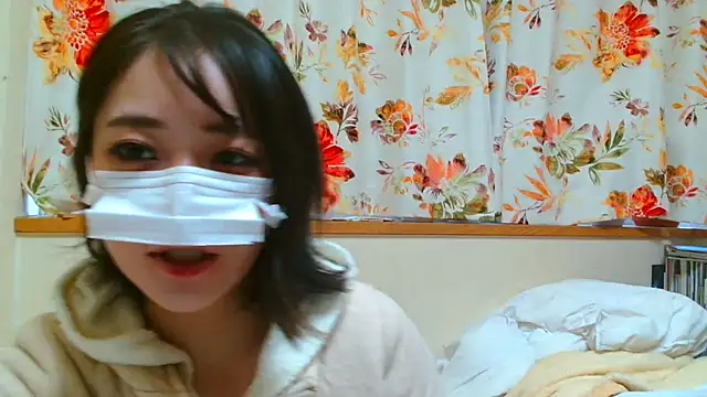 liliyRiSAcha-n online show from 02-06-26, 06:42