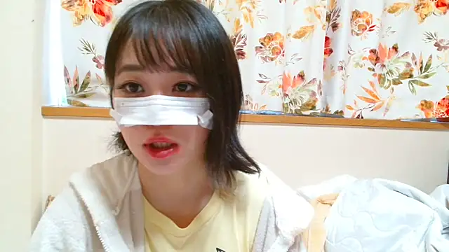 liliyRiSAcha-n online show from 03-11-26, 07:46