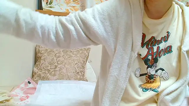 liliyRiSAcha-n online show from 02-13-26, 08:14