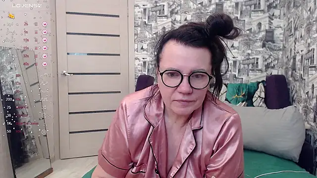 Snapshot of your_space chatting on 02-21-26, 12:23 your space online show from 02-21-26, 12:23