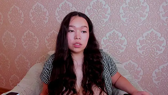 Snapshot of Kris_top_Lee chatting on 04-14-26, 08:41 Kris top Lee online show from 04-14-26, 08:41