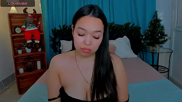 Snapshot of Kris_top_Lee chatting on 12-04-24, 05:54 Kris top Lee online show from 12-04-24, 05:54